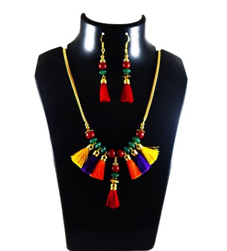 Tassels & Glass Beads Necklace