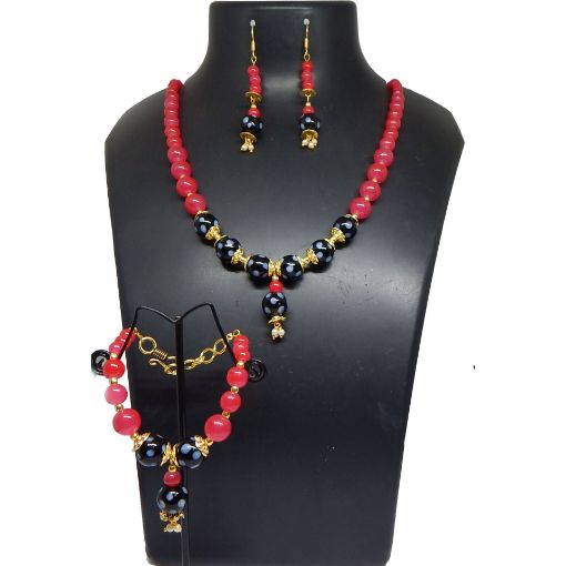 Glass Beads Necklace