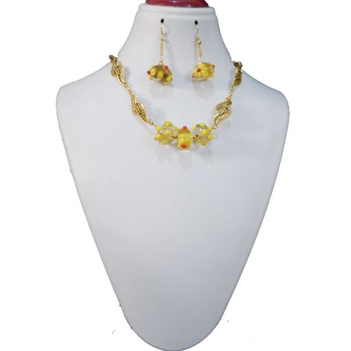 Lamwork beads & Metal beads Choker Necklace