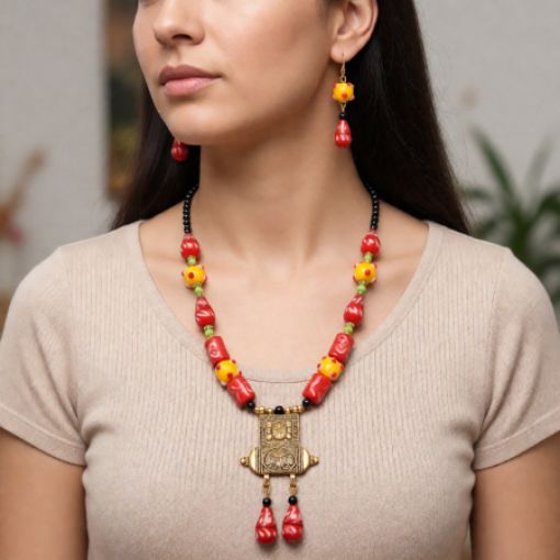 Fancy Look Glass Beads Necklace